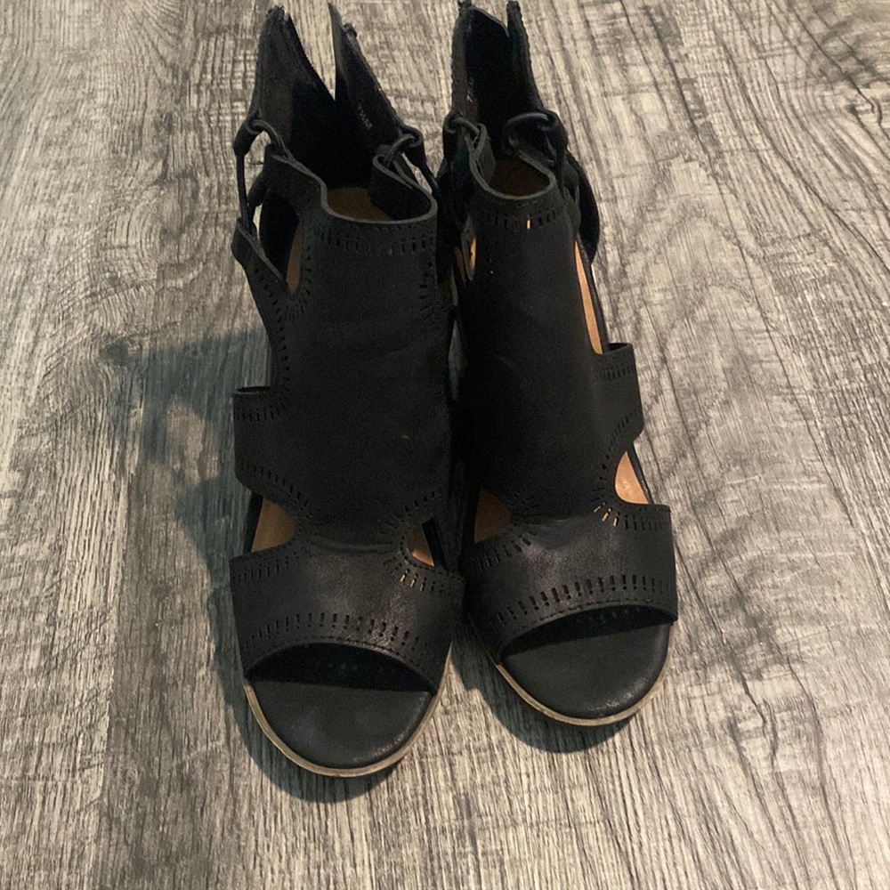 Black Maurice’s Heels